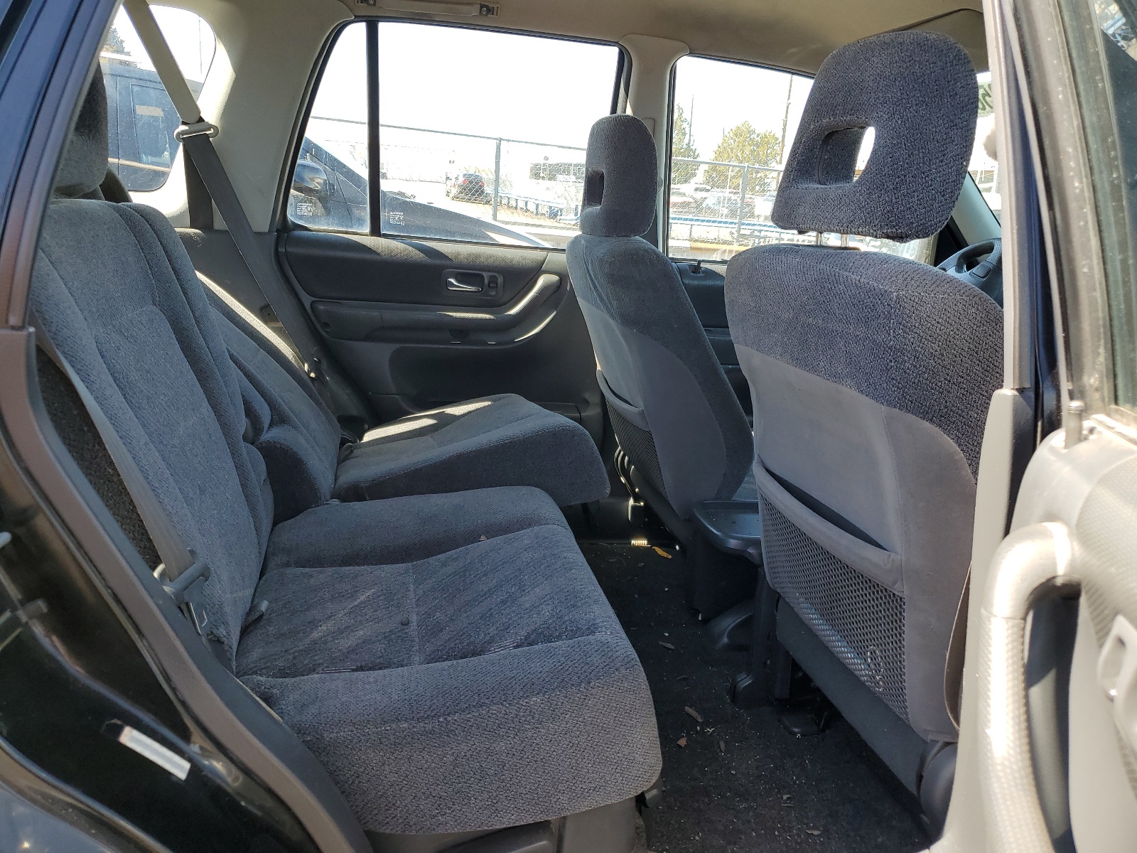 JHLRD1766XC043765 1999 Honda Cr-V Ex