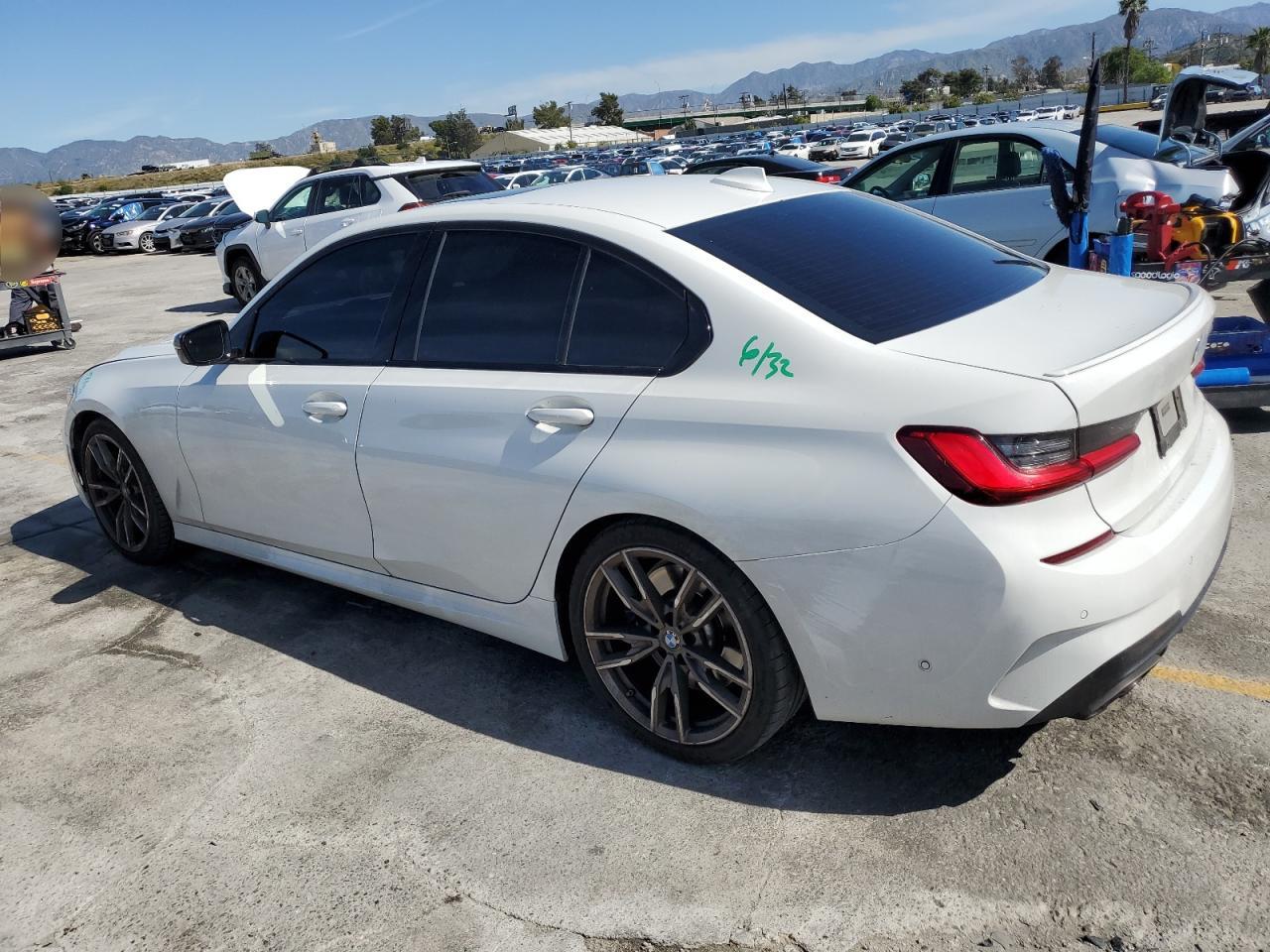 3MW5U7J05L8B28503 2020 BMW M340I