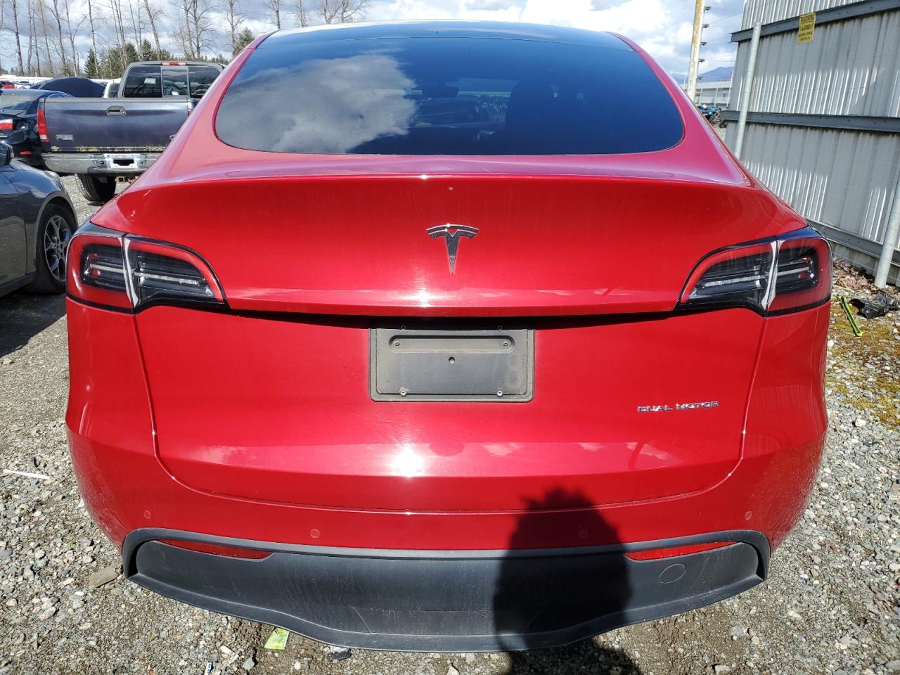 2022 Tesla Model Y VIN: 7SAYGDEE6NF386719 Lot: 46723964