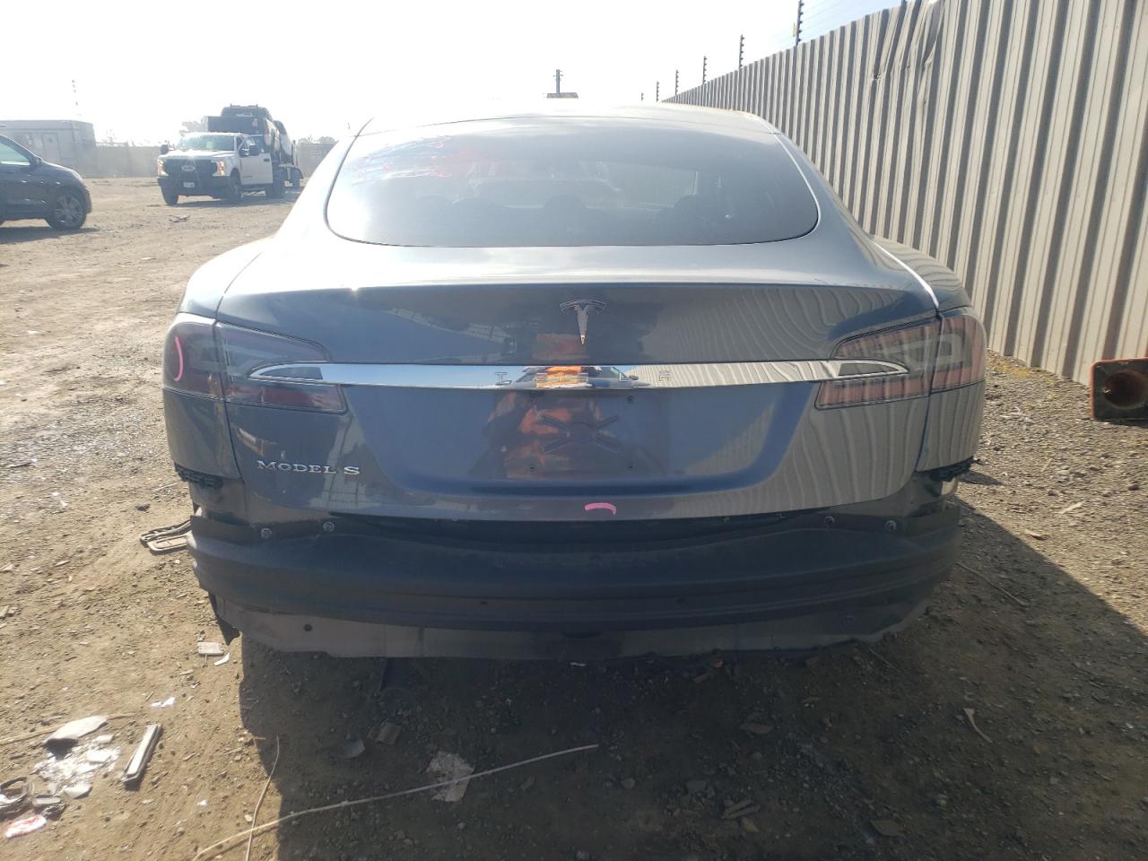 2013 Tesla Model S VIN: 5YJSA1AC4DFP10109 Lot: 46722324