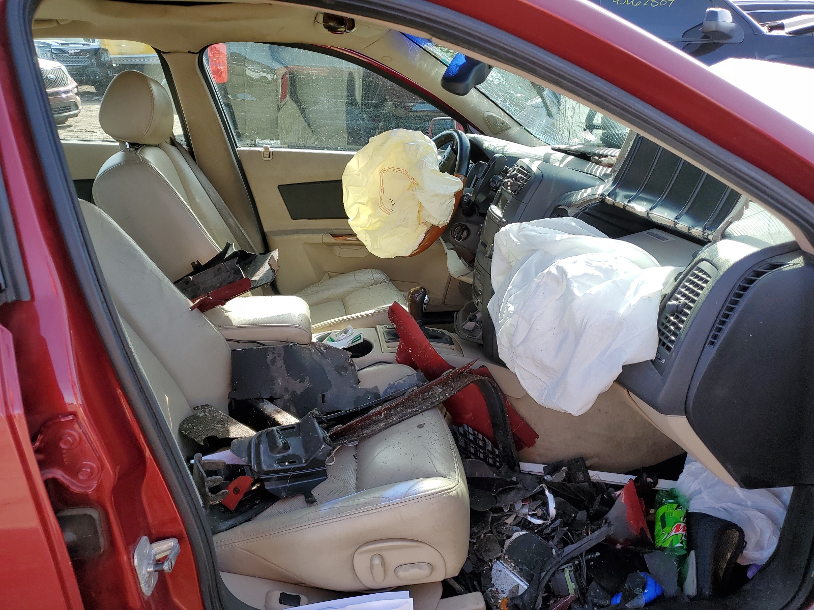 1G6DM577540160678 2004 Cadillac Cts