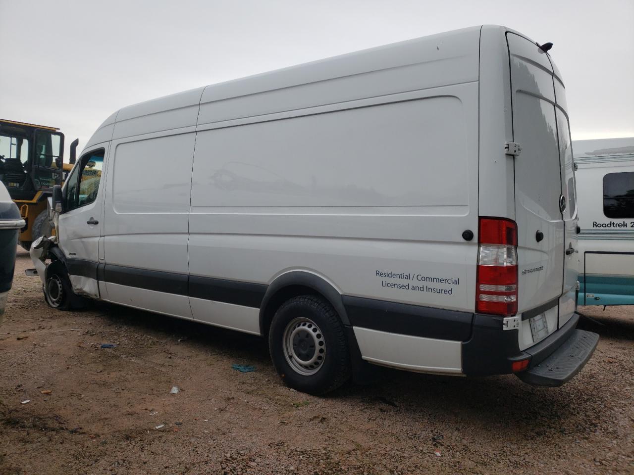 VIN WD3PE8CC3FP156452 2015 MERCEDES-BENZ SPRINTER no.2