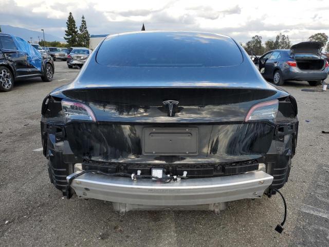  TESLA MODEL 3 2021 Czarny