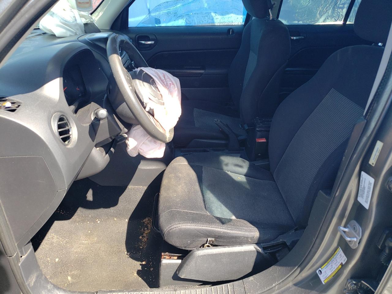 2012 Jeep Liberty (Patriot) - Image 7