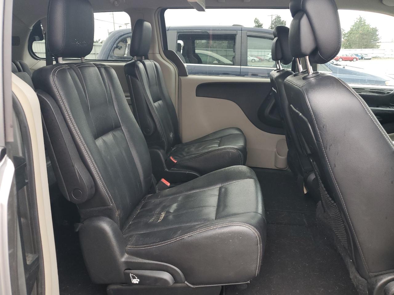 2014 Chrysler Town & Country Touring VIN: 2C4RC1BG9ER383285 Lot: 48420784