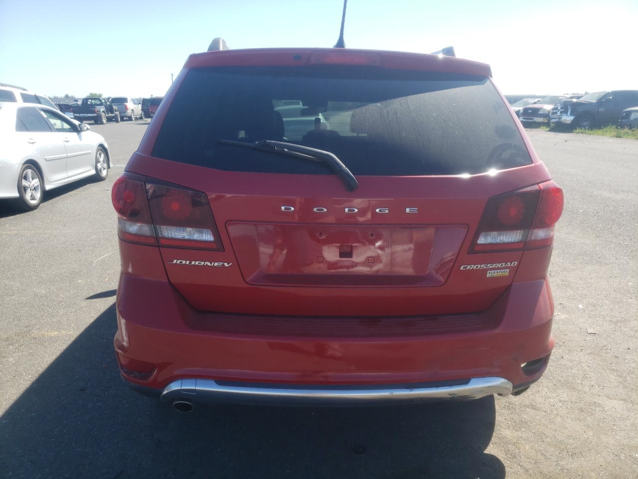 3C4PDCGG0JT369663 2018 Dodge Journey Crossroad