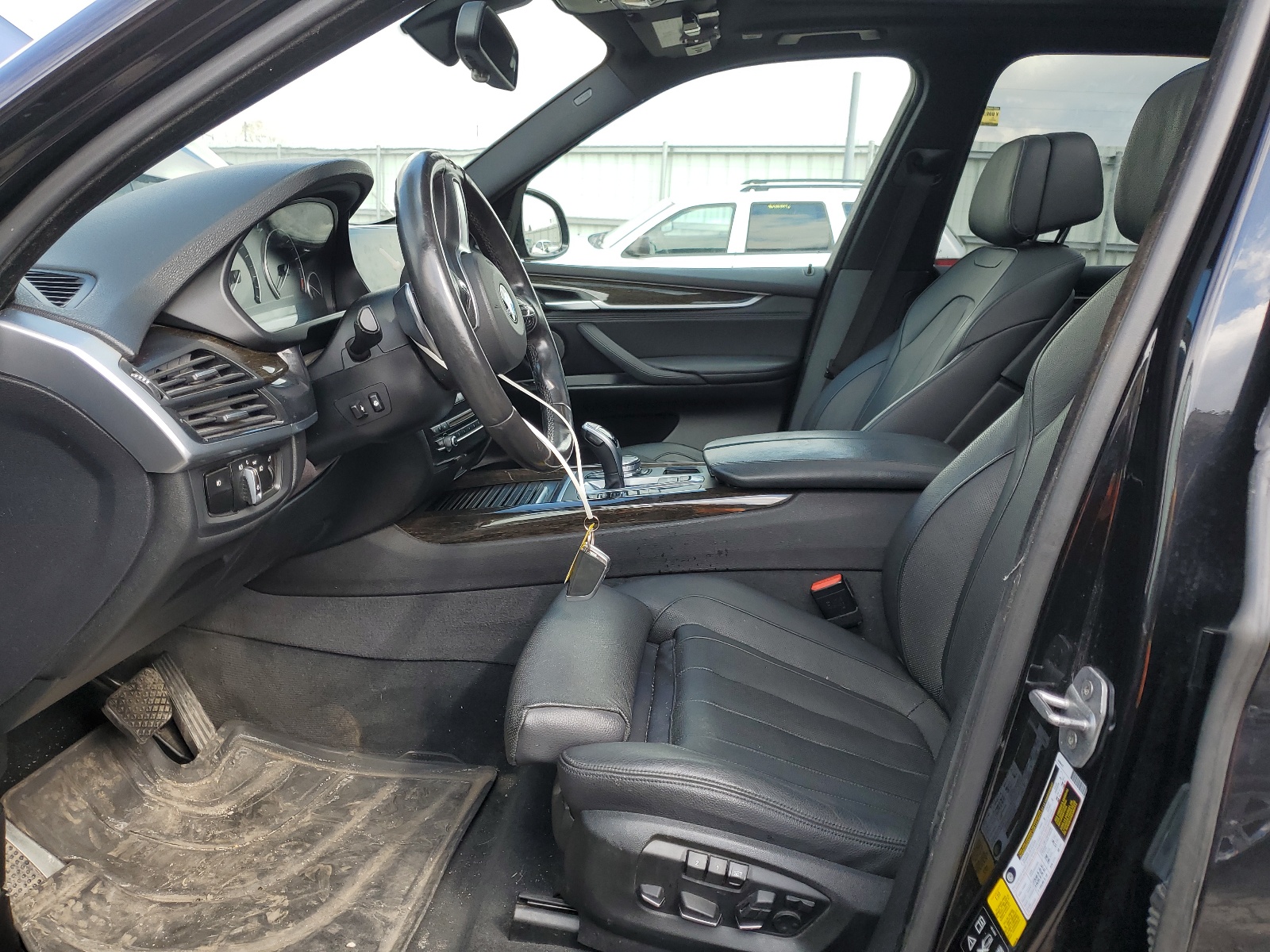 5UXKR0C36H0V70227 2017 BMW X5 xDrive35I