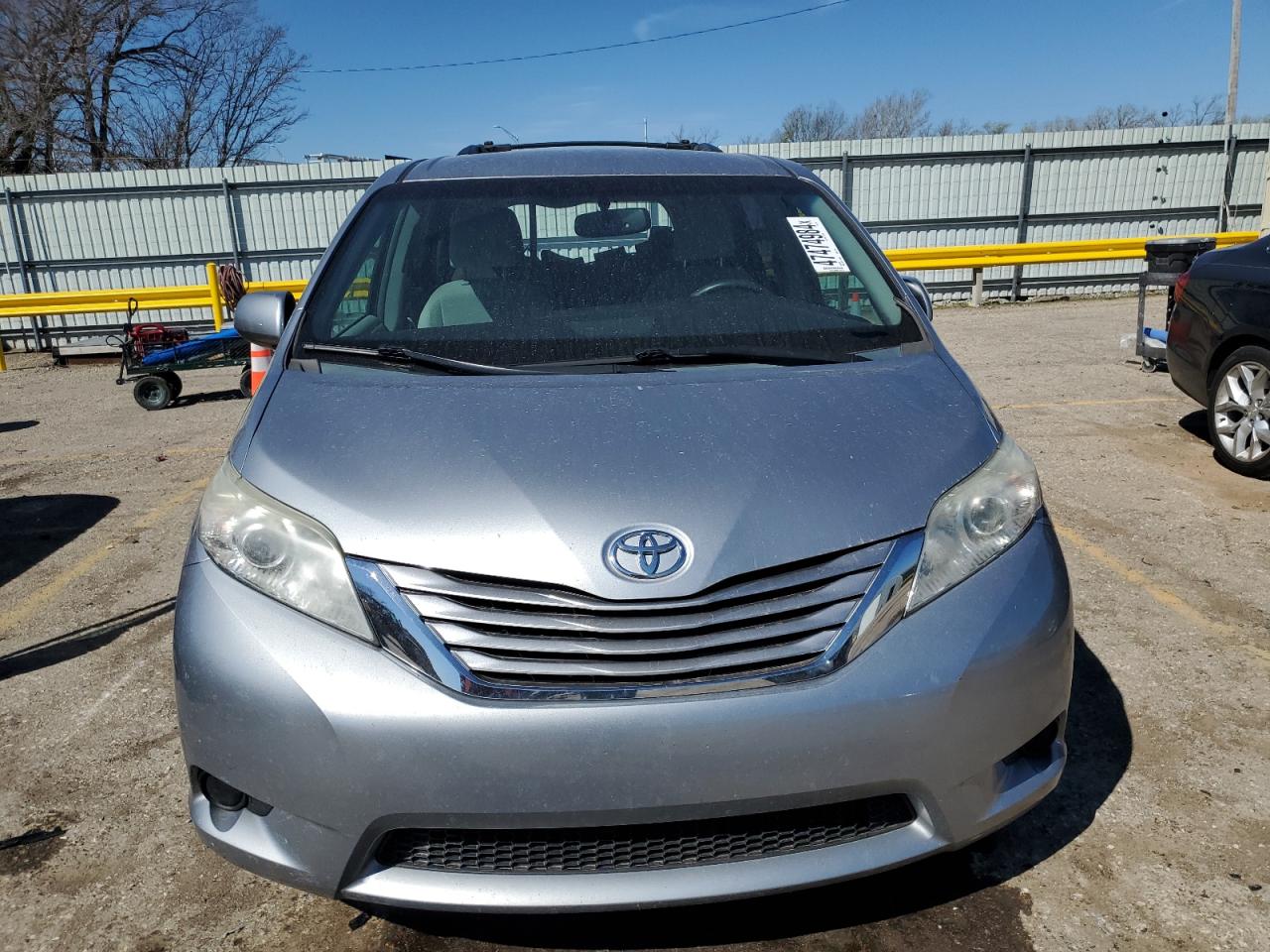 2015 Toyota Sienna Le VIN: 5TDKK3DC0FS573611 Lot: 47474984