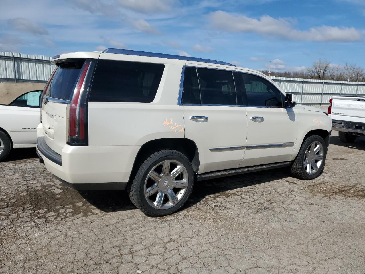 2015 Cadillac Escalade Premium VIN: 1GYS4NKJ4FR537887 Lot: 46776434