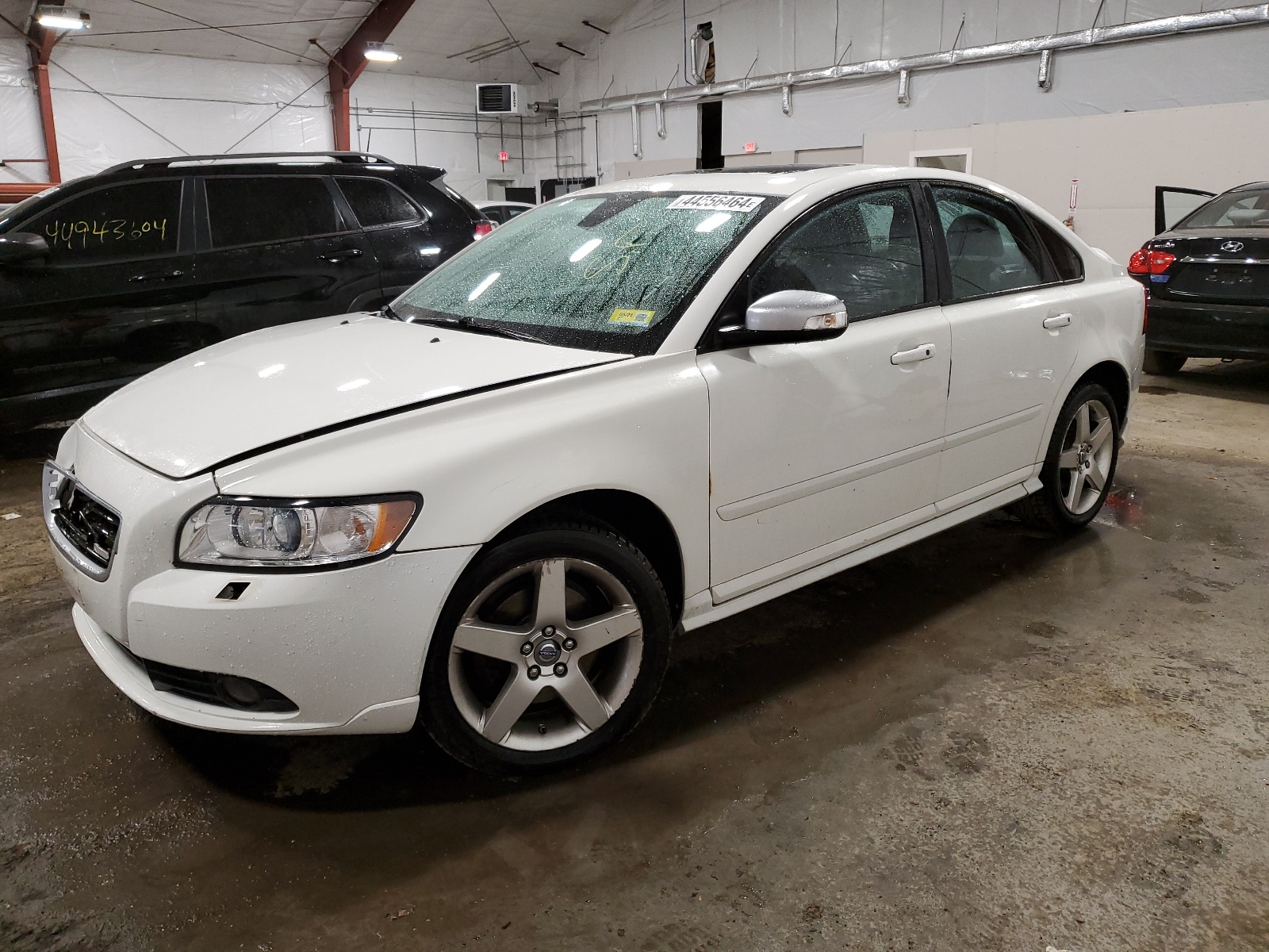 YV1672MH5A2511950 2010 Volvo S40 T5