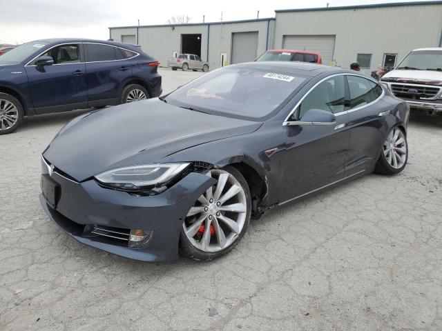  TESLA MODEL S 2016 Серый