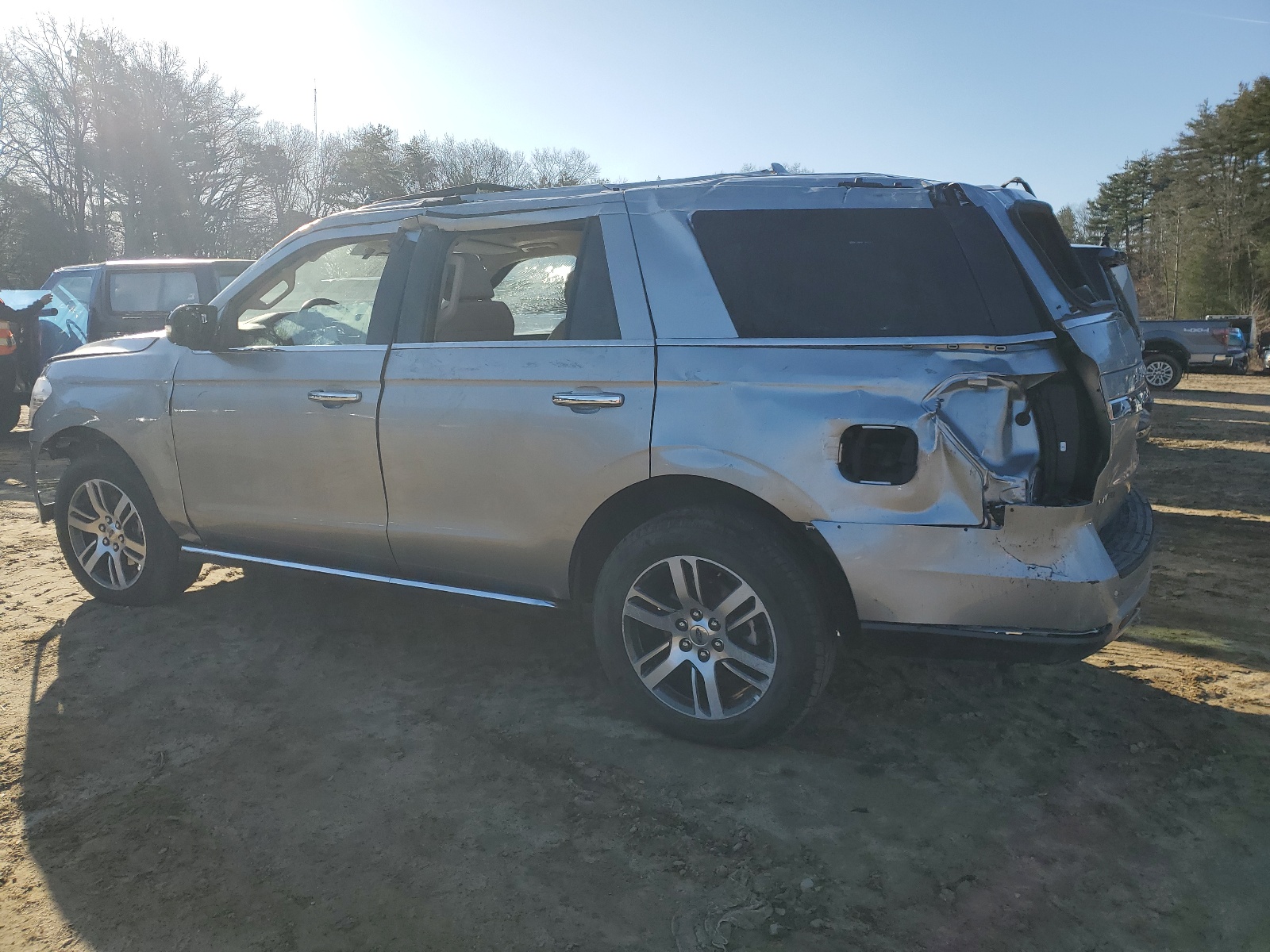 2022 Ford Expedition Limited vin: 1FMJU1KT5NEA65213