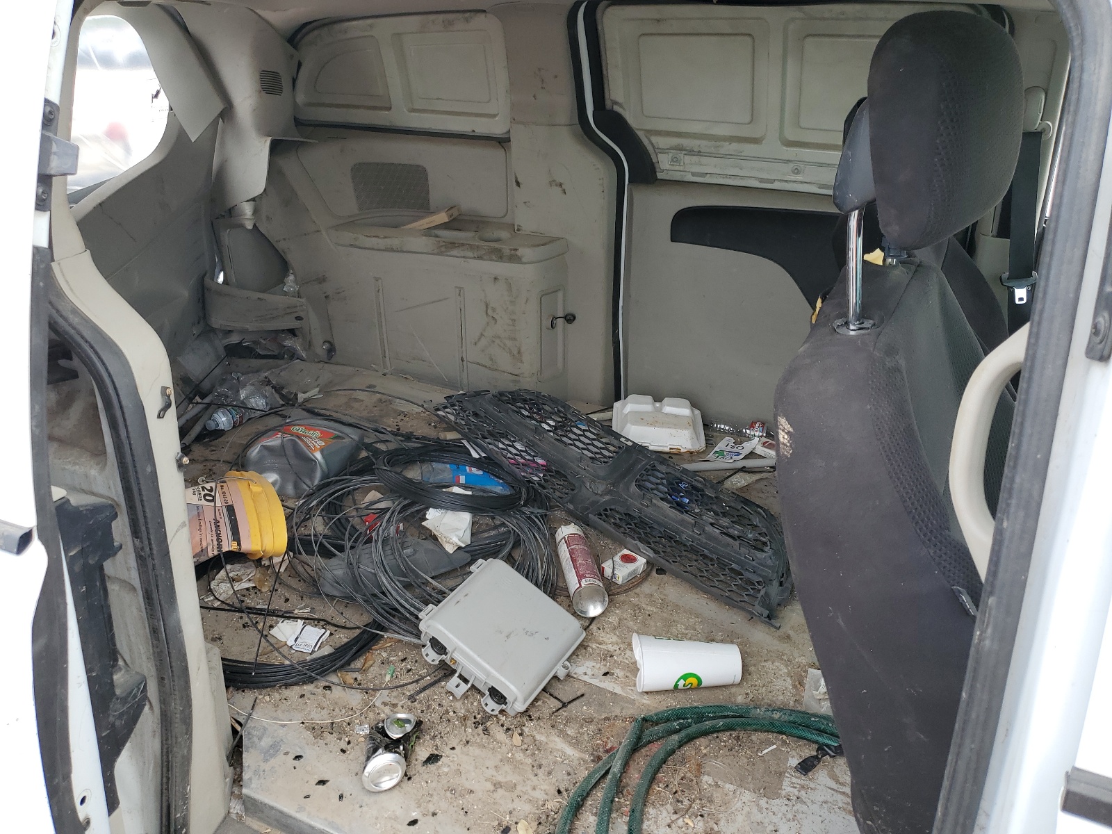 2C4JRGAGXER180969 2014 Ram Tradesman