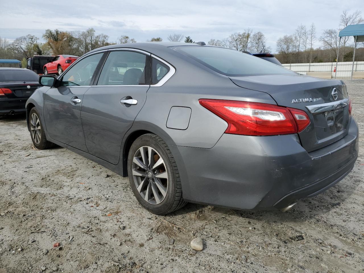 1N4AL3APXHC119649 2017 NISSAN ALTIMA - Image 2