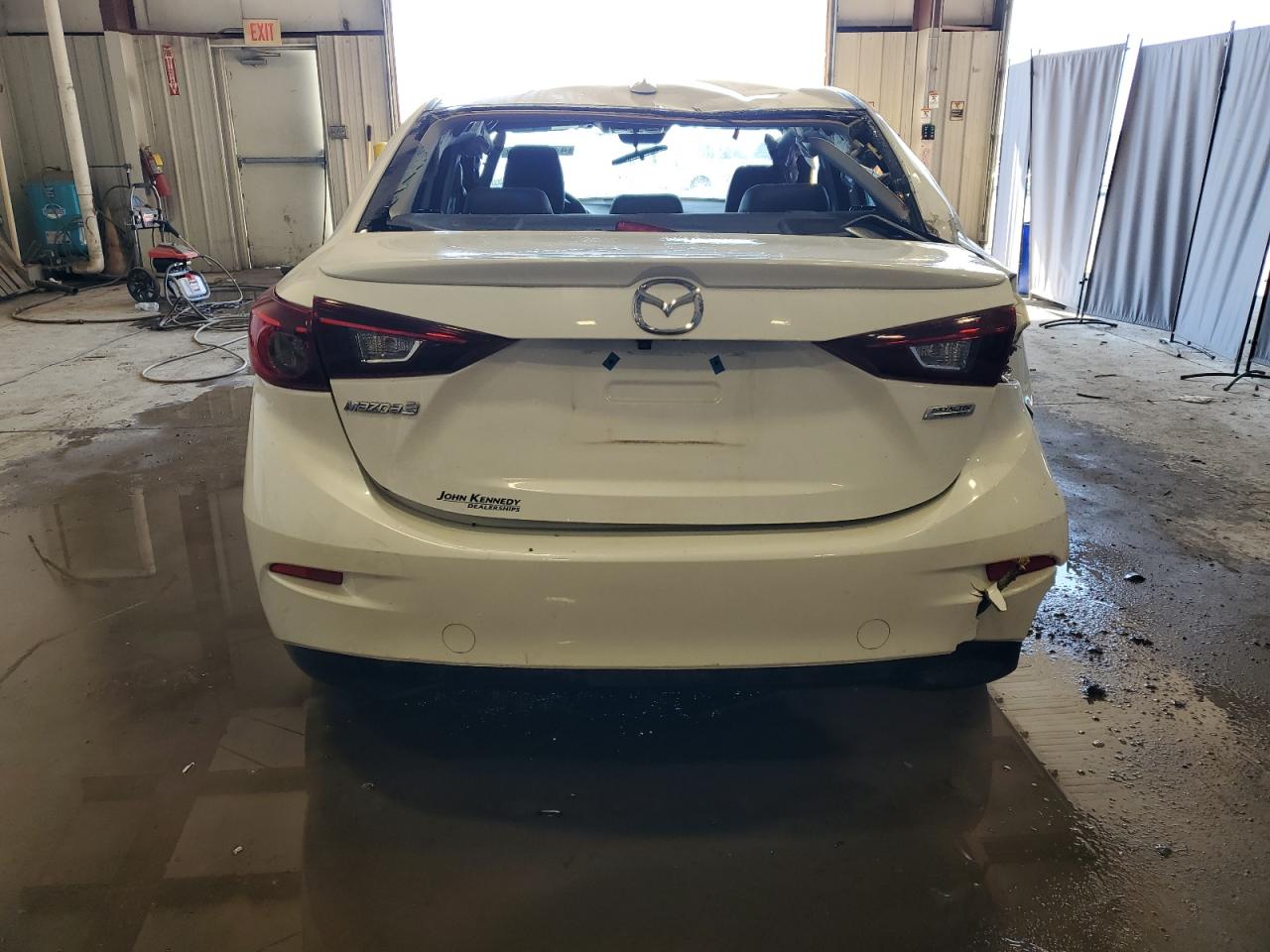 2018 Mazda 3 Touring VIN: 3MZBN1V3XJM235200 Lot: 47954934