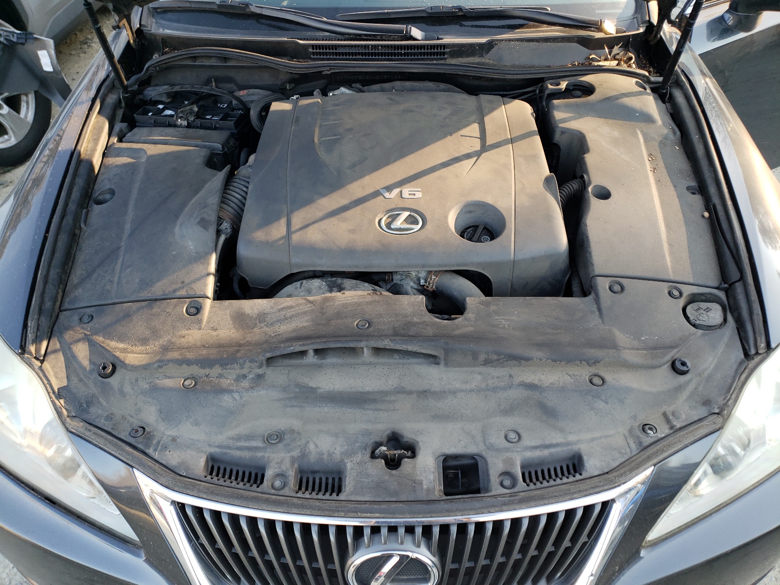 JTHCF5C20A5037428 2010 Lexus Is 250