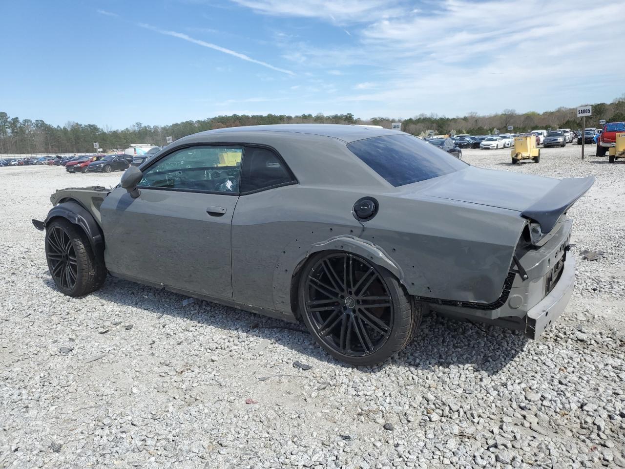 2C3CDZFJ3KH649459 2019 DODGE CHALLENGER - Image 2