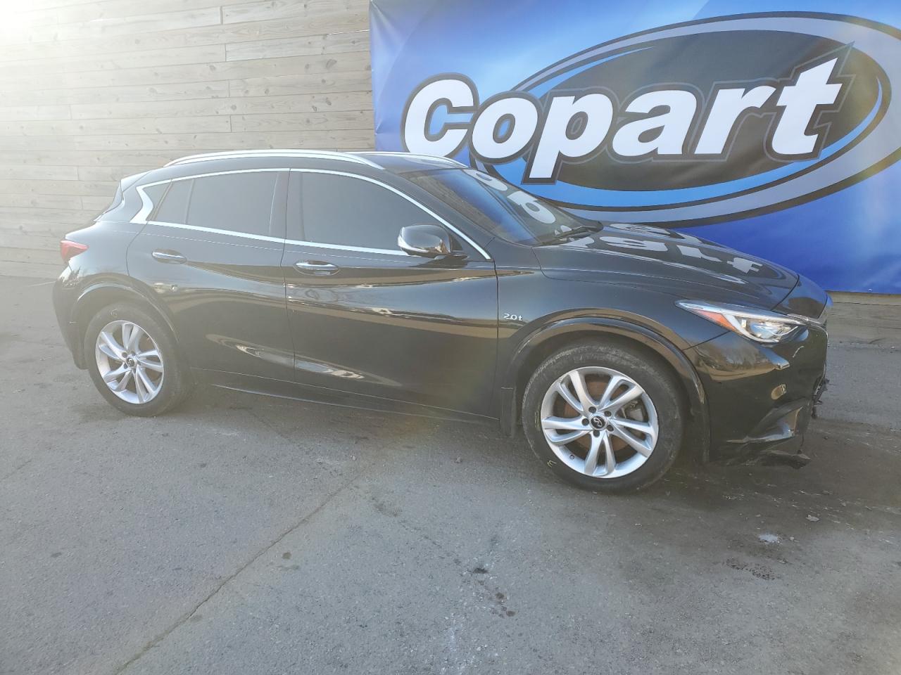 QX30 QX30