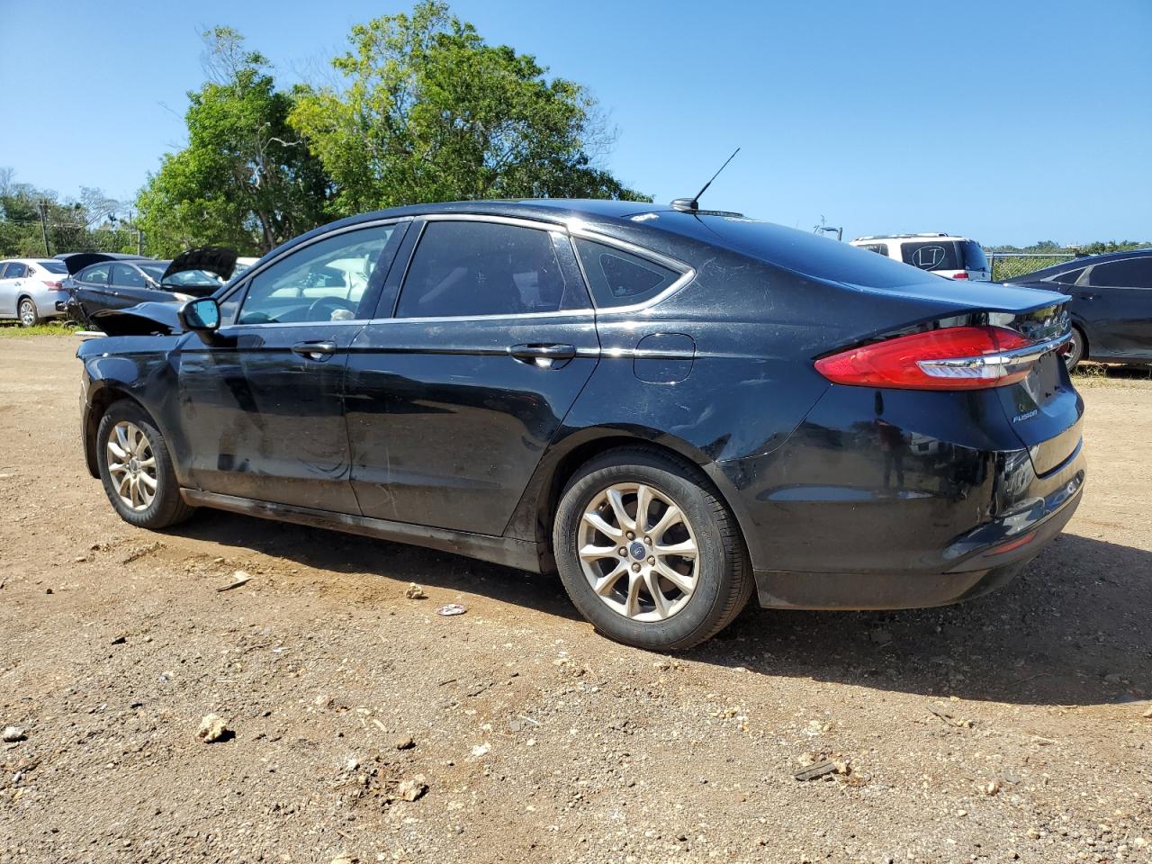 2017 Ford Fusion S VIN: 3FA6P0G72HR294110 Lot: 45399024