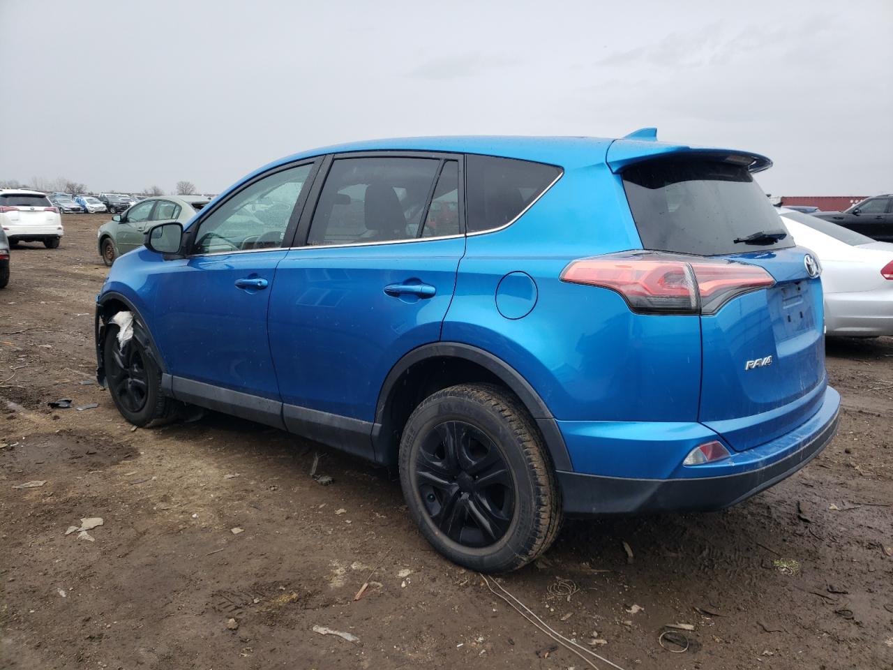 2T3ZFREV1JW505265 2018 Toyota Rav4 Le