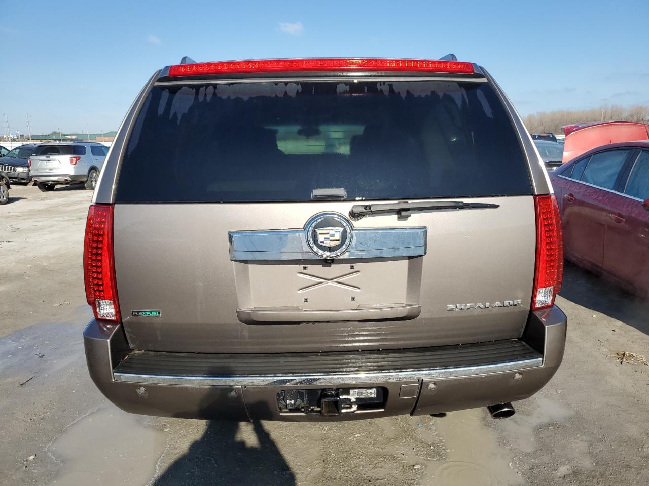 1GYS4HEF1BR401865 2011 Cadillac Escalade Esv Luxury