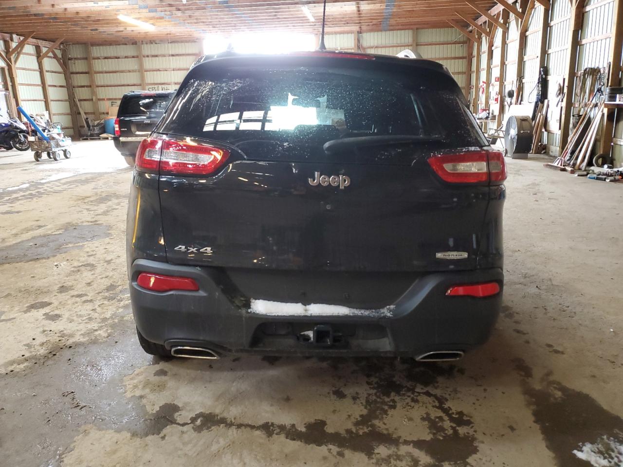 2016 Jeep Cherokee Latitude VIN: 1C4PJMCS2GW124780 Lot: 48095444