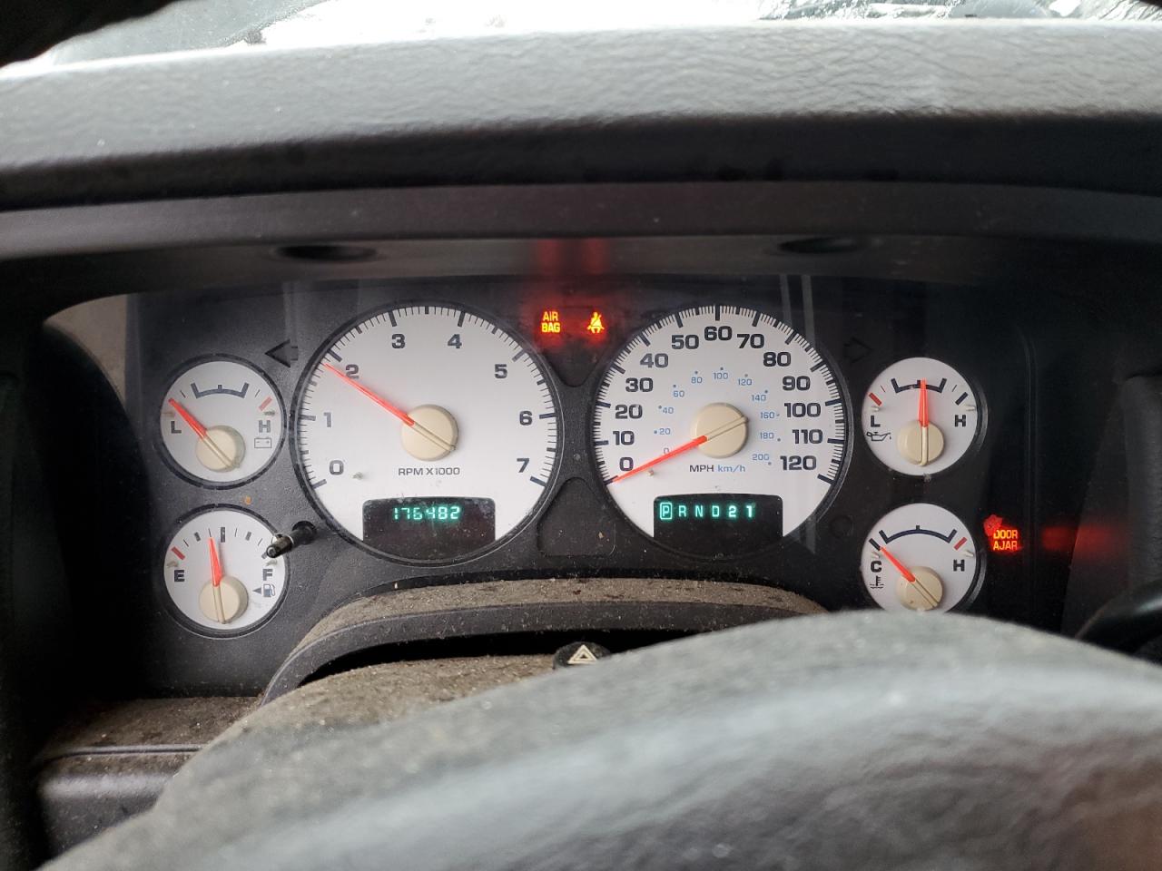 2002 Dodge Ram 1500 VIN: 1D7HU16Z42J261198 Lot: 45640534