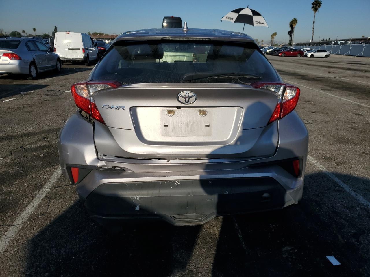 JTNKHMBX3K1053156 2019 Toyota C-Hr Xle