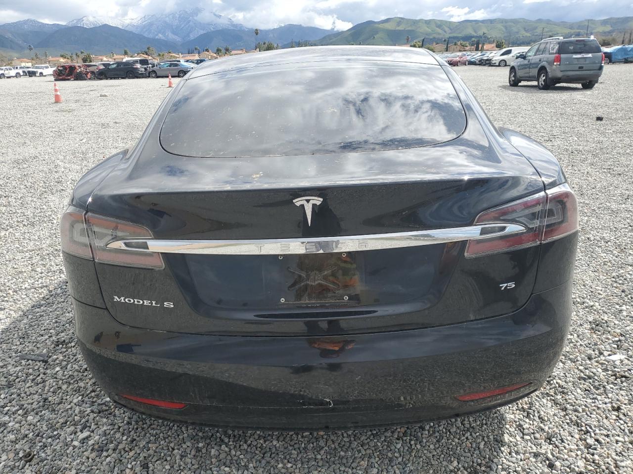 2017 Tesla Model S VIN: 5YJSA1E11HF208933 Lot: 46977264