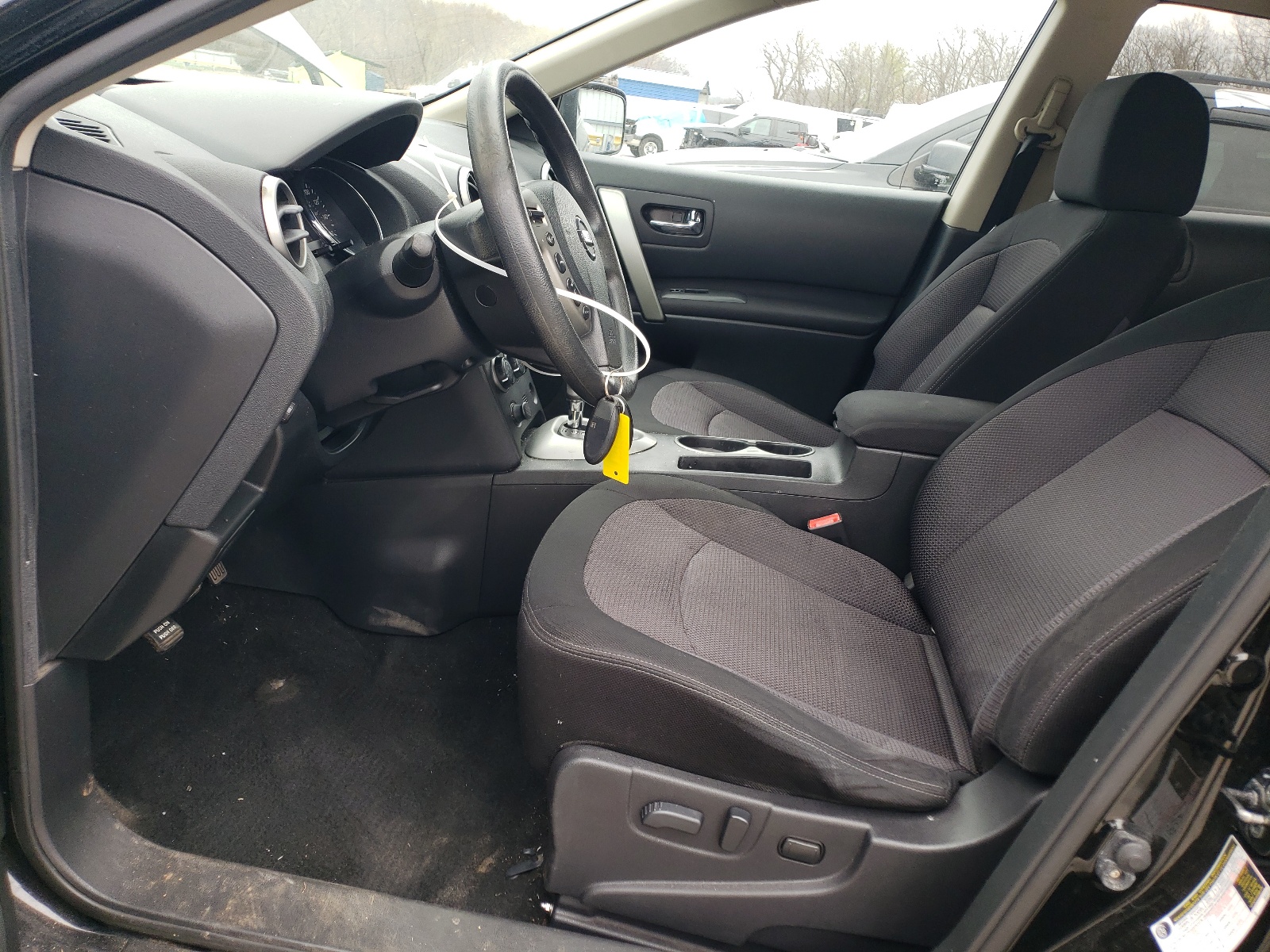 JN8AS5MV5BW677731 2011 Nissan Rogue S