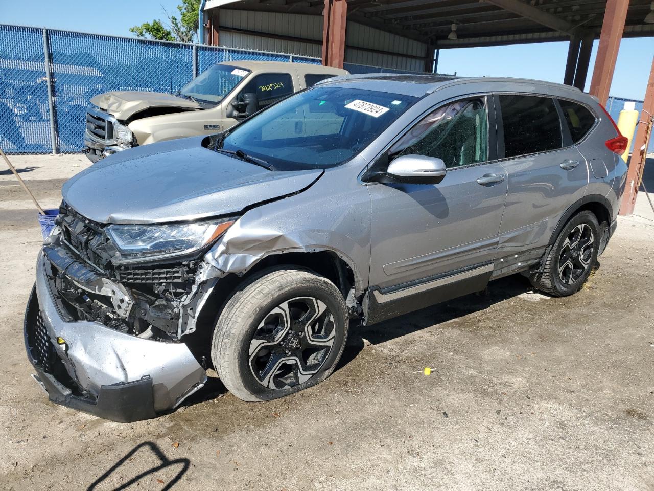 2017 Honda Cr-V Touring VIN: 2HKRW2H9XHH610071 Lot: 47873924