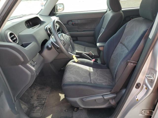  TOYOTA SCION 2013 Серебристый