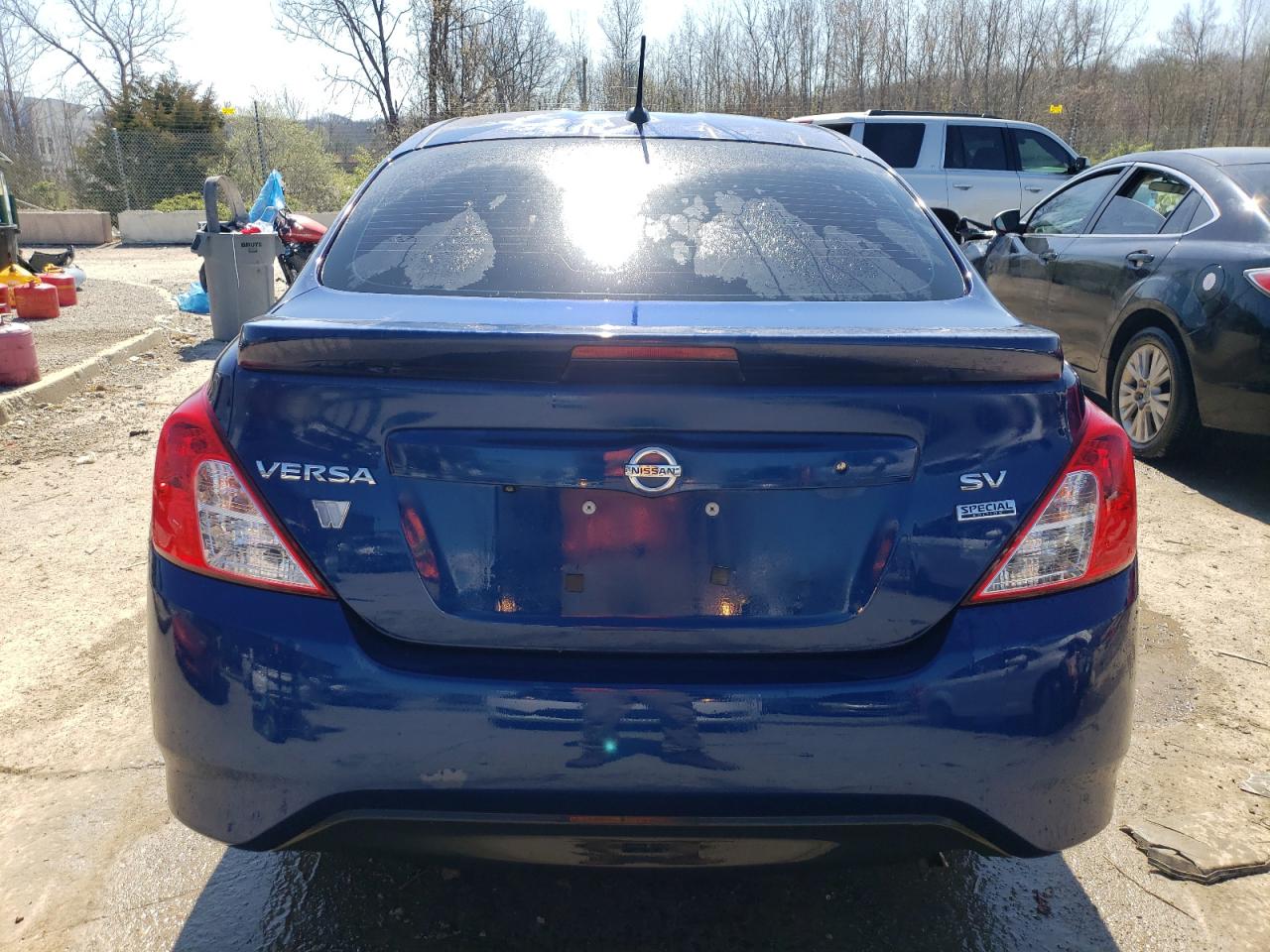 3N1CN7APXKL825605 2019 Nissan Versa S