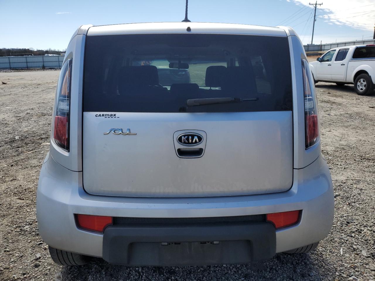 2011 Kia Soul + VIN: KNDJT2A2XB7714591 Lot: 47221844