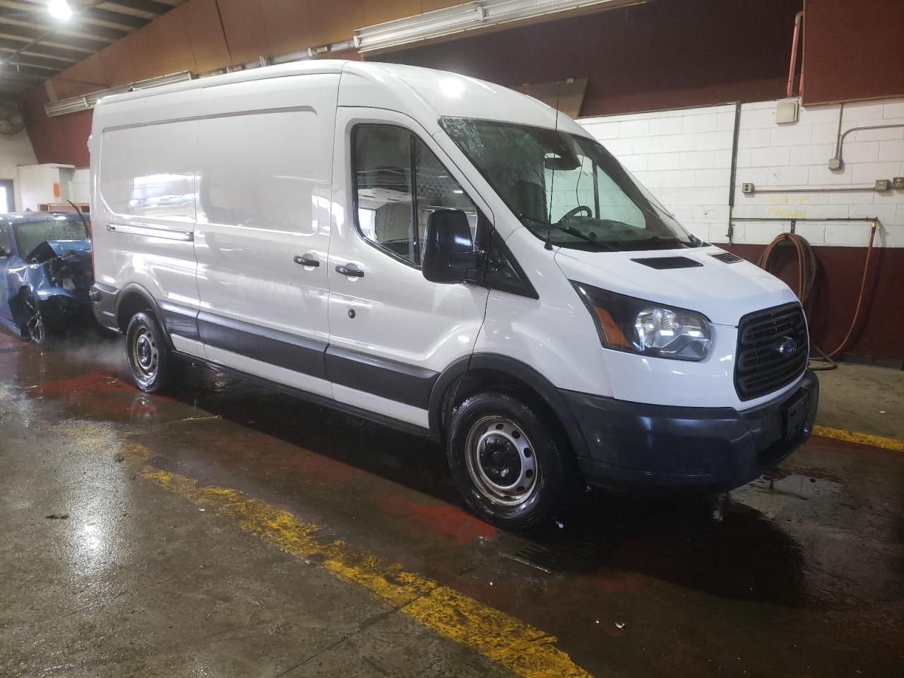 VIN 1FTNR2CG3FKA01611 2015 FORD TRANSIT no.4