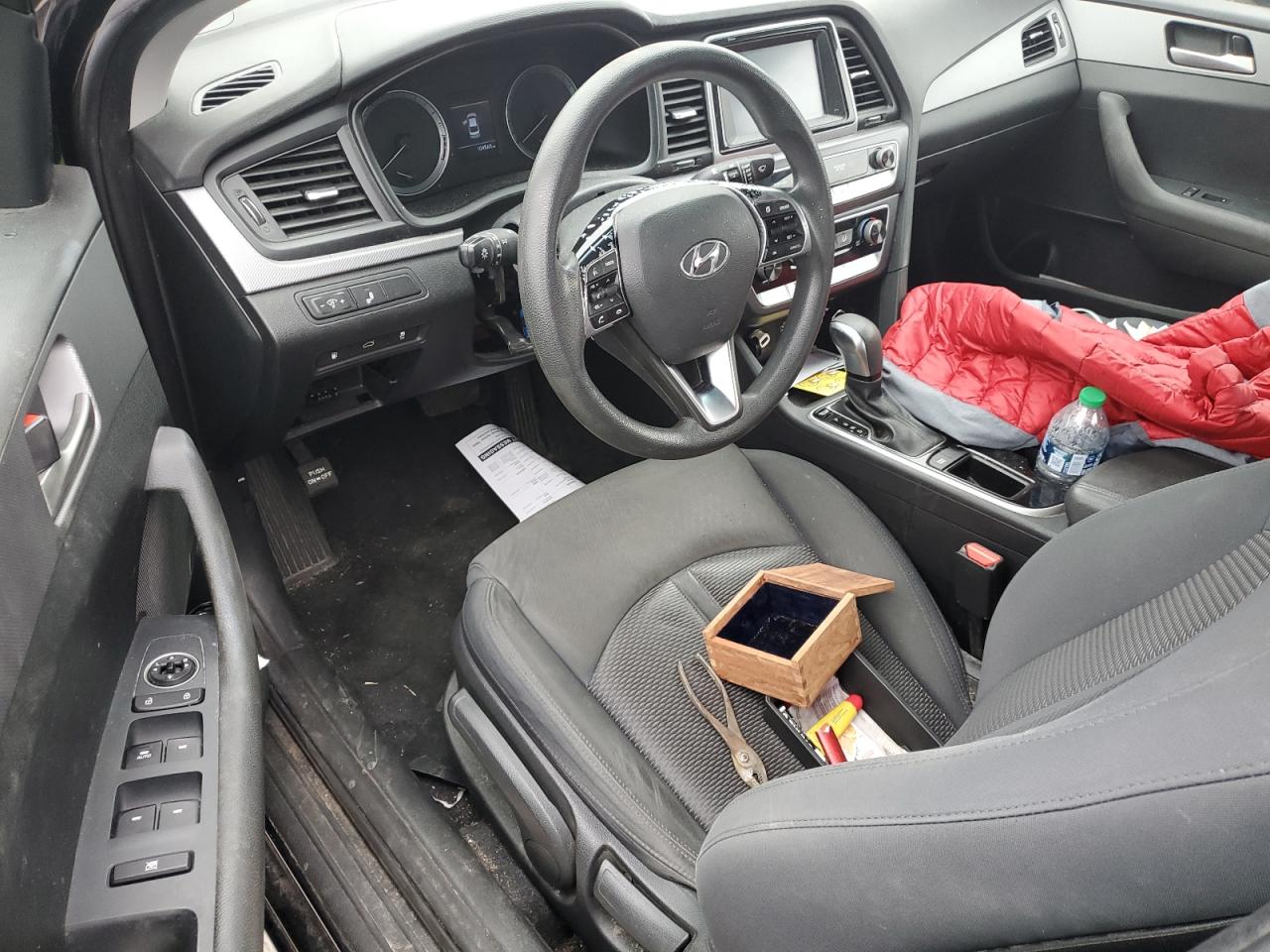 2018 Hyundai Sonata - Image 8