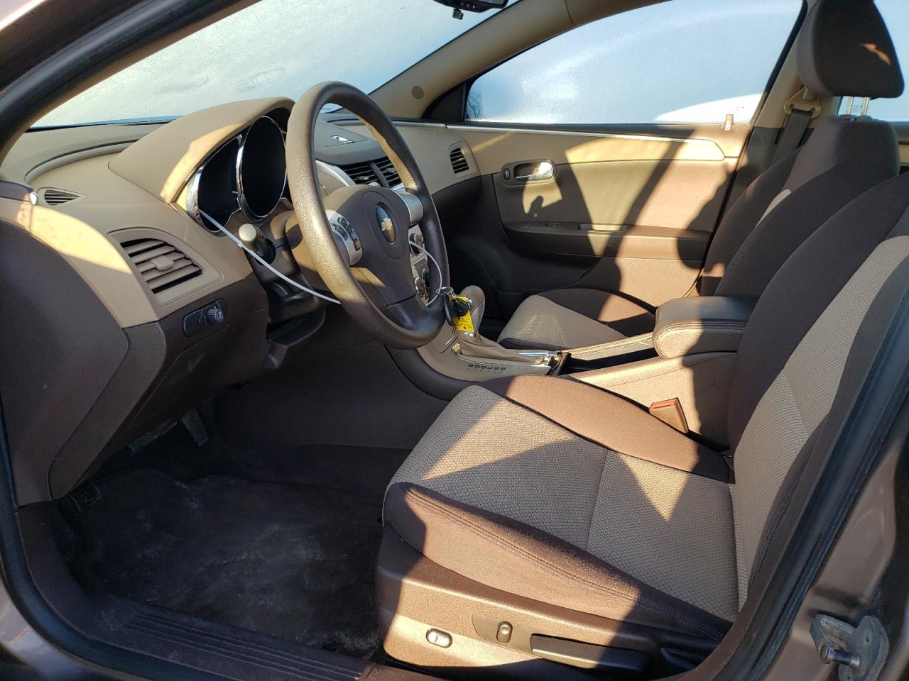 2010 Chevrolet Malibu - Image 7