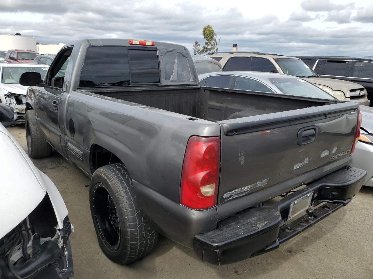 2002 Chevrolet Silverado K1500 VIN: 1GCEK14V72Z313265 Lot: 45535944