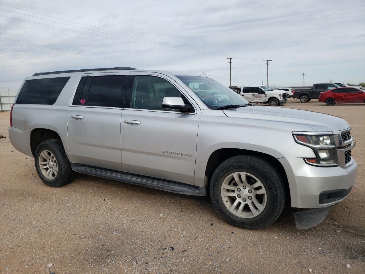 2017 Chevrolet Suburban K1500 Lt VIN: 1GNSKHKC8HR243708 Lot: 47011294