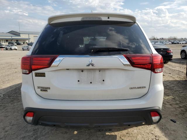  MITSUBISHI OUTLANDER 2018 Белый