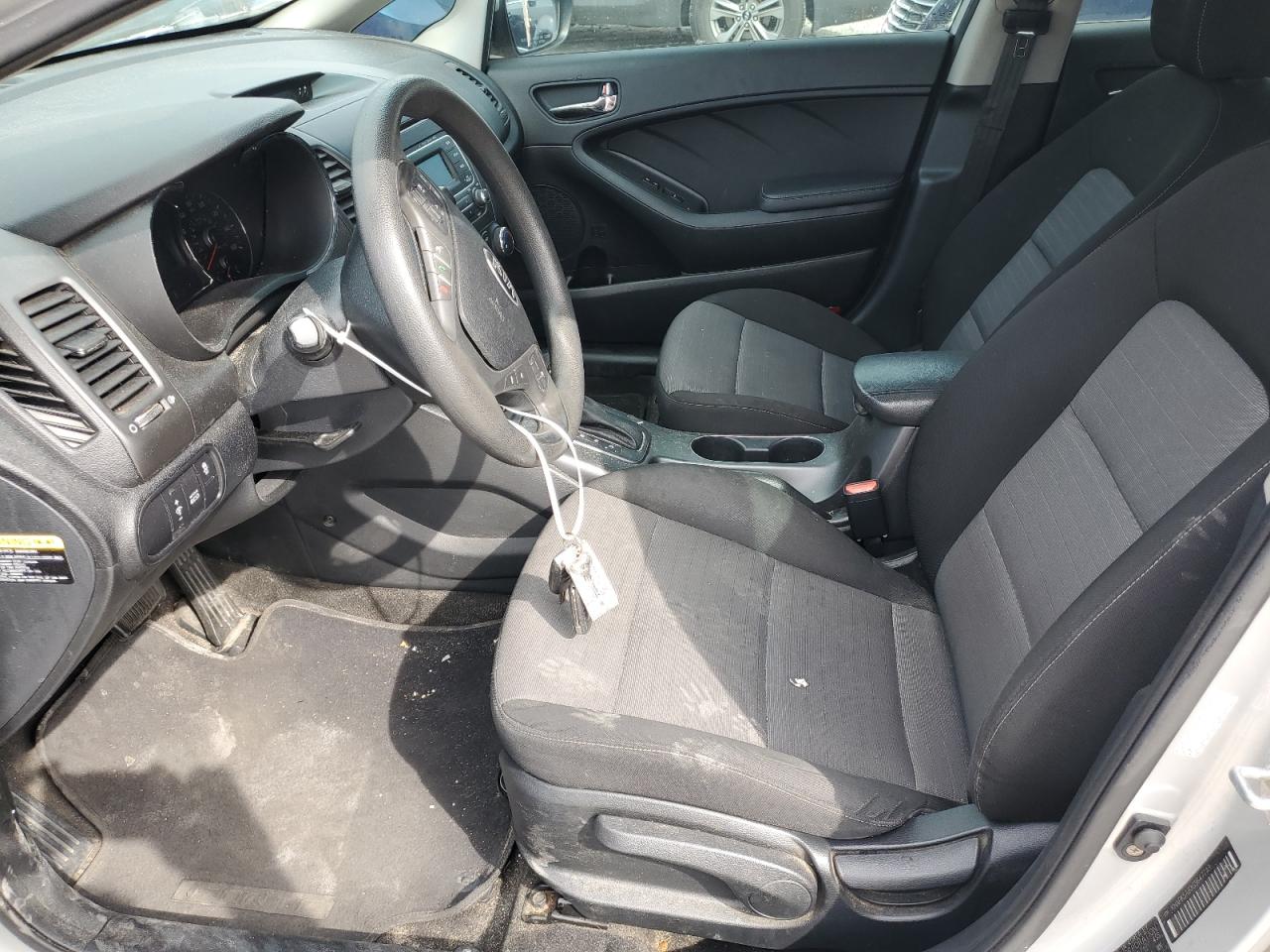 KNAFK5A83G5647749 2016 Kia Forte Lx