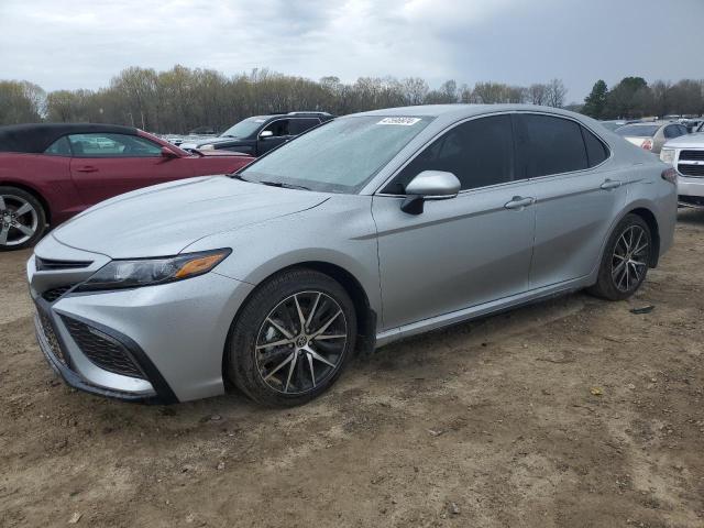  TOYOTA CAMRY 2024 Серебристый