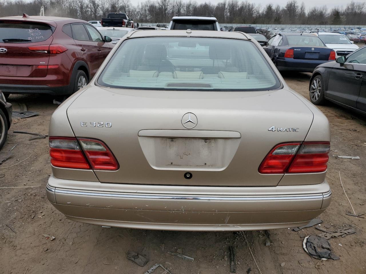 2002 Mercedes-Benz E 320 4Matic VIN: WDBJF82J52X062915 Lot: 48284604