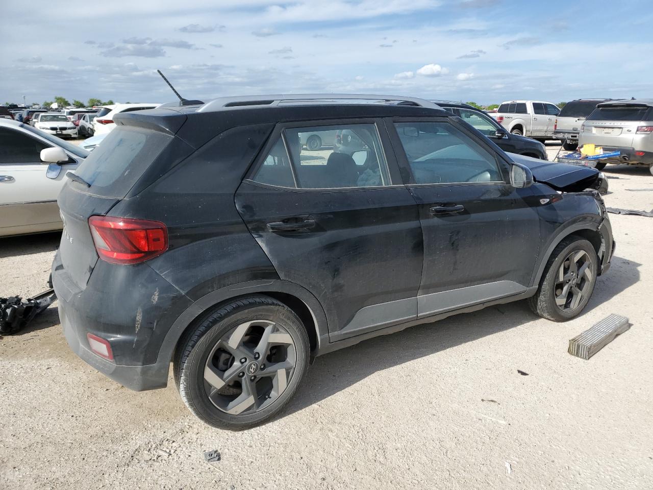 2023 Hyundai Venue Sel VIN: KMHRC8A30PU213051 Lot: 49092194