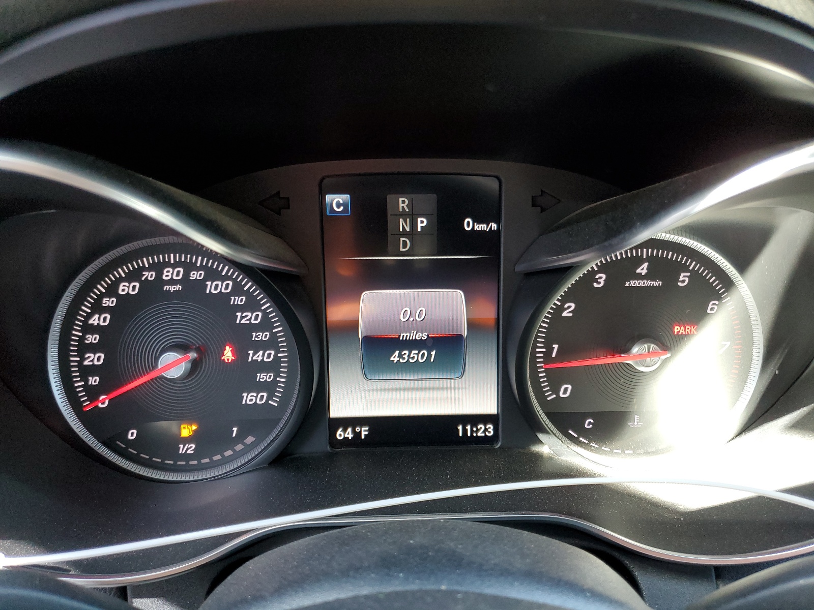 55SWF4JB8JU239247 2018 Mercedes-Benz C 300