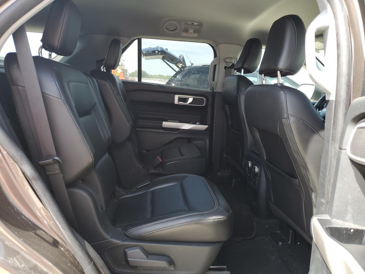 2021 Ford Explorer Xlt VIN: 1FMSK8DH3MGB30266 Lot: 45739084