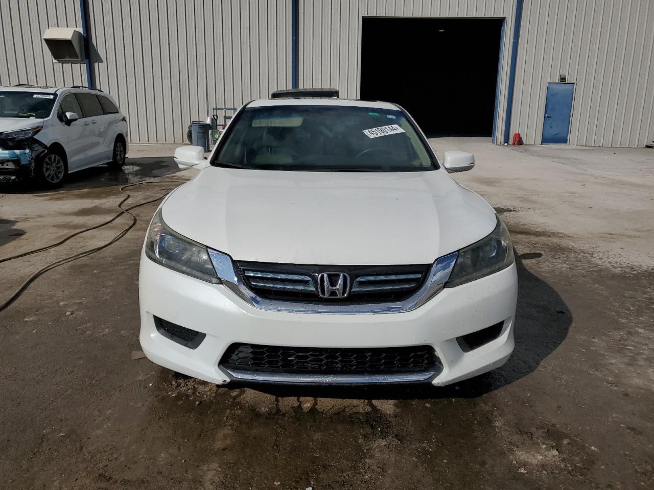 VIN 1HGCR6F51FA004135 2015 HONDA ACCORD no.5