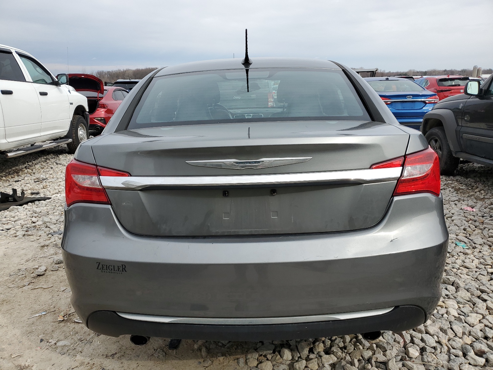 1C3CCBCG4DN555684 2013 Chrysler 200 Limited