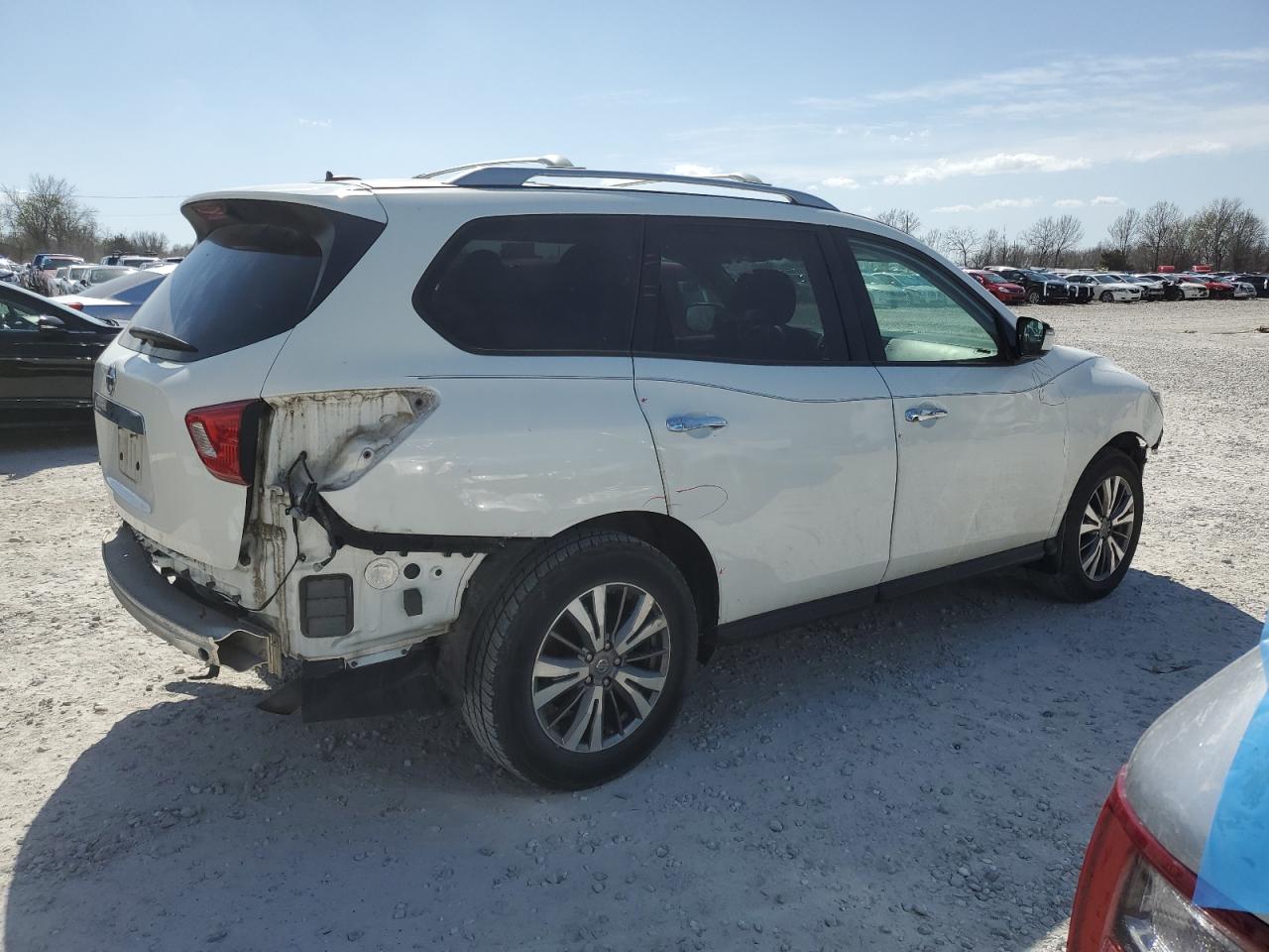 2018 Nissan Pathfinder S VIN: 5N1DR2MN8JC678984 Lot: 46729924