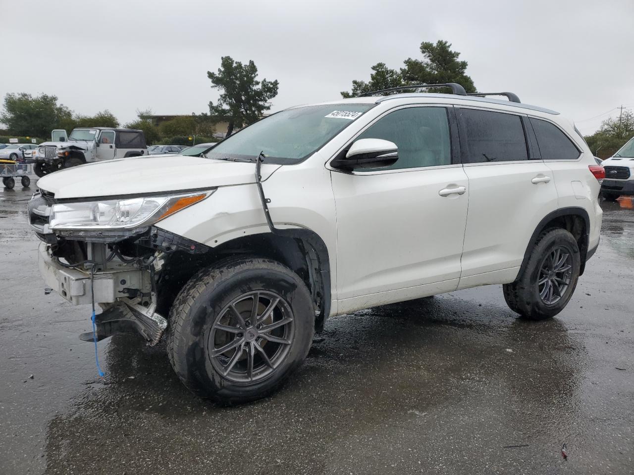 5TDJZRFH8HS519107 2017 Toyota Highlander Se